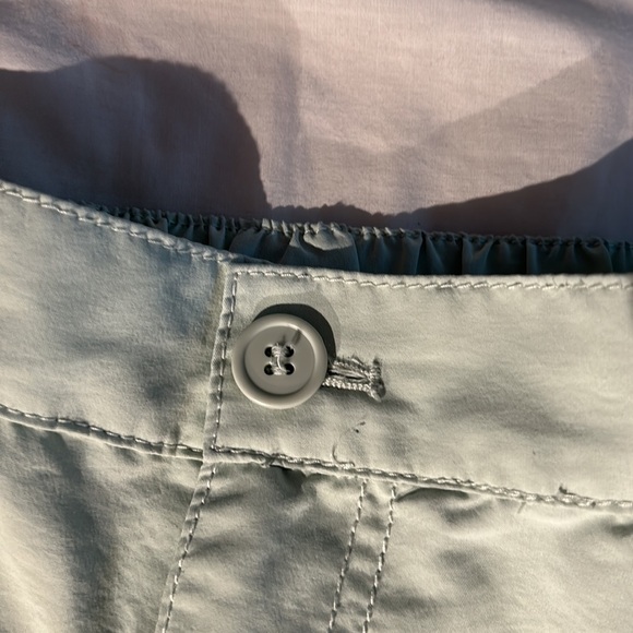 H&M light green stretchy and baggy cargo pants - Picture 4 of 6